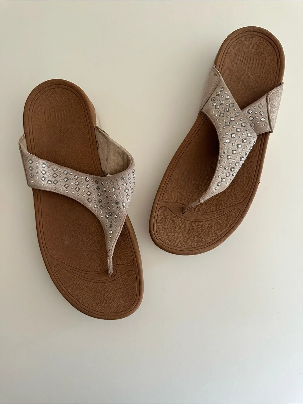Fitflop Tan Platform Novy Rhinestone  Comfort Thong Sandals